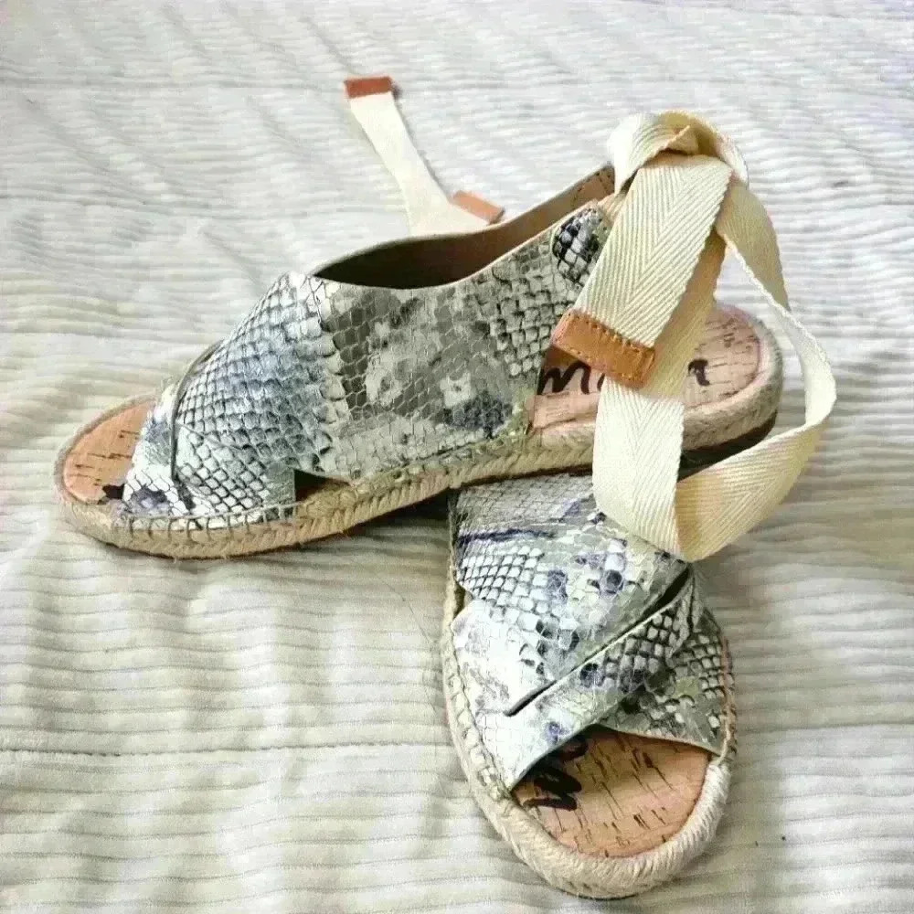 Sam Edelman Alisha snake skin print espadrille sole sandals. Size 8